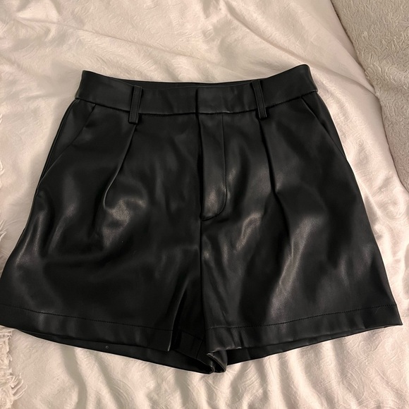 7 for all mankind leather shorts - Picture 1 of 3